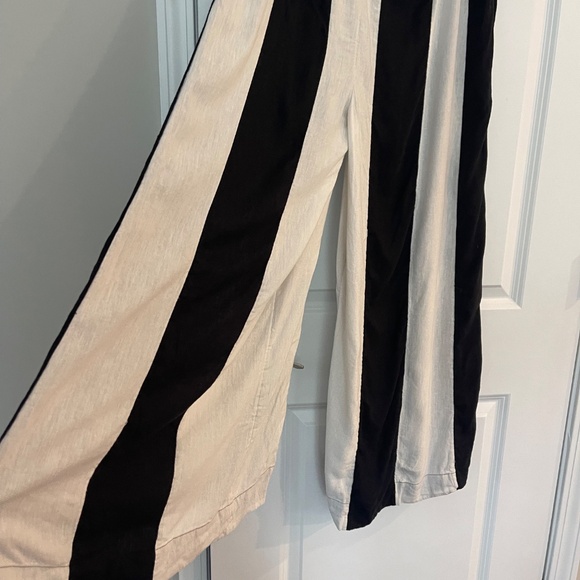 Eden Jumpsuit by Free People- Size XS - Picture 2 of 6